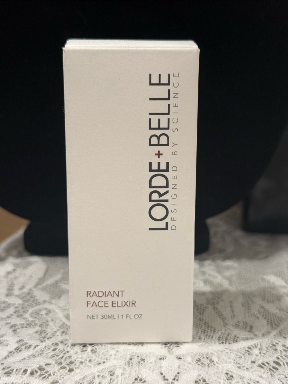 Lorde + Belle Radiant Face Elixir Serum - White Bottle - Picture 2 of 3